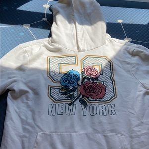 “58” flowered sweatshirt
